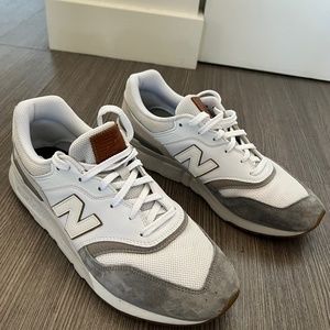 New Balance Sneakers
